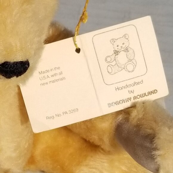 Hand Crafted Jointed Teddy Bear by Dorothy Rowland - Picture 3 of 5